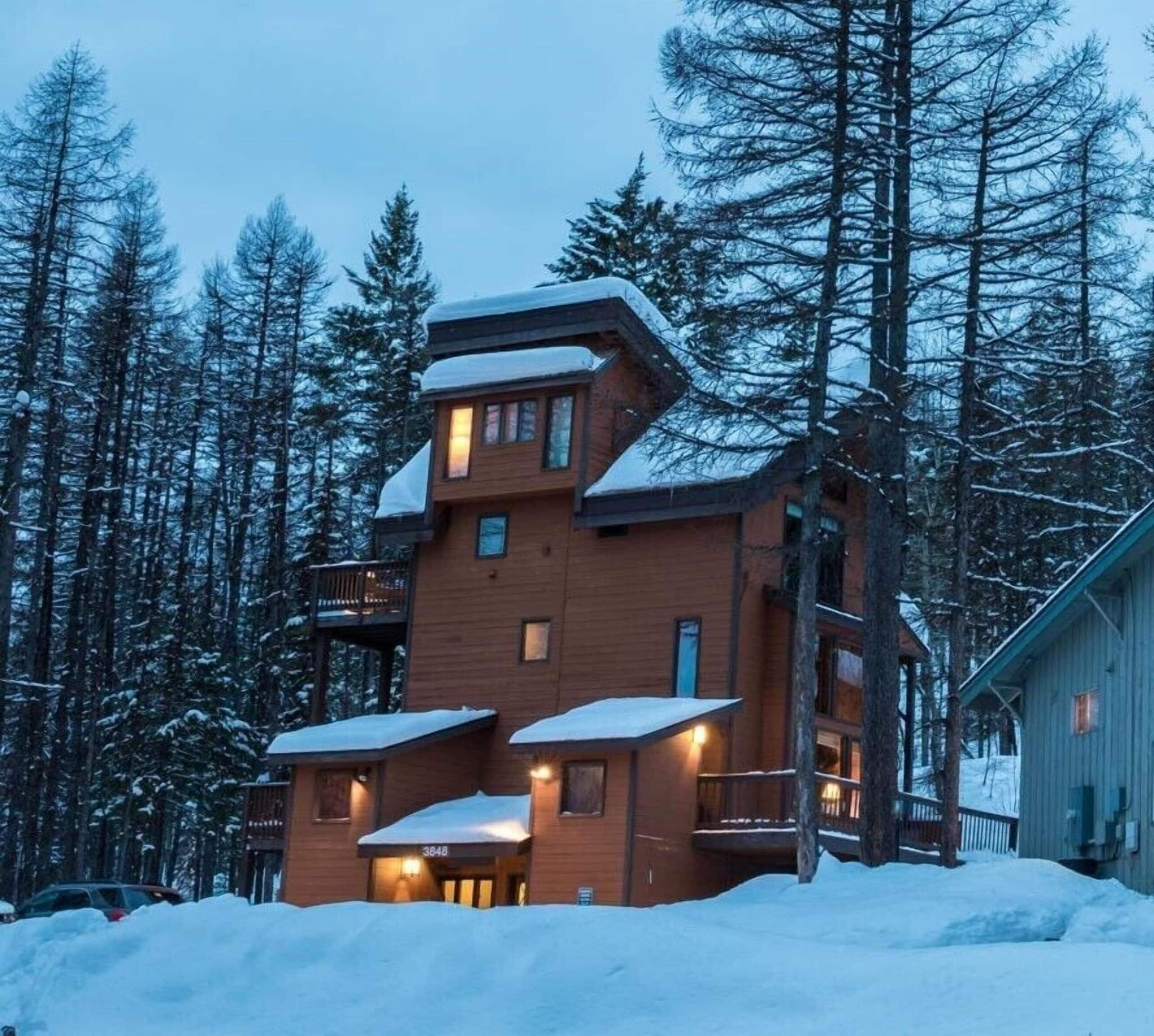 Perfect Whitefish Ski Cabin Rental for Large Families